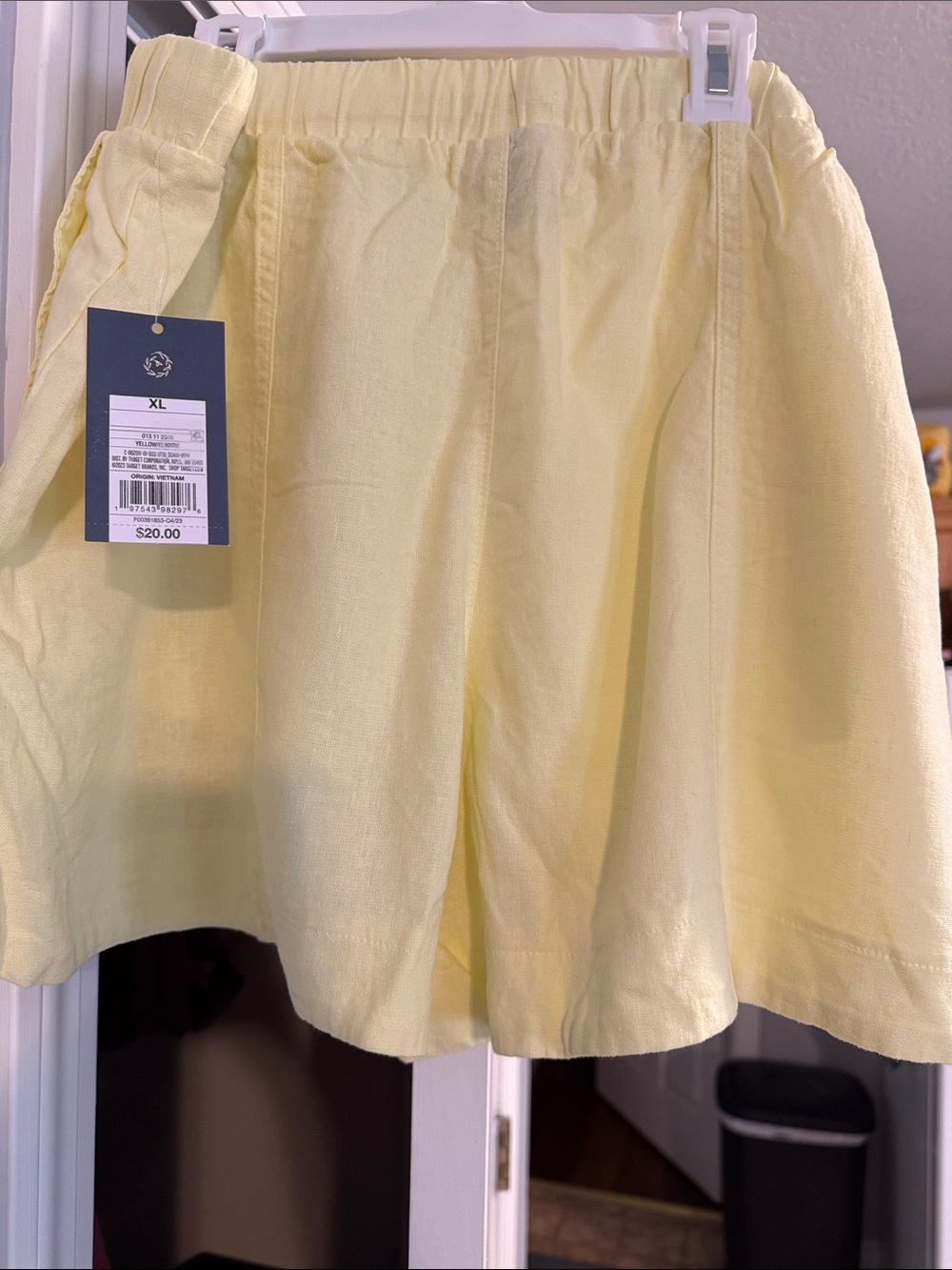Universal Thread Pale Yellow Linen-Blend Shorts - Picture 2 of 6